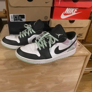Nike Jordan 1 low tyedye size 13